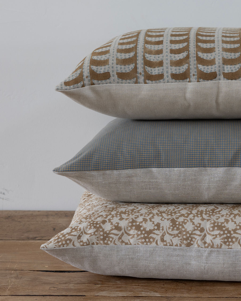 Designer "Northwood" Garud Thick Linen Pillow Cover