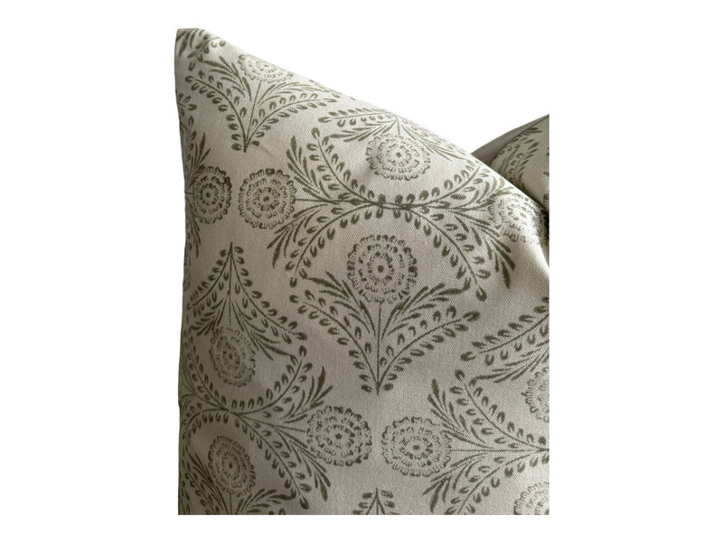 Designer Hollister Pillow Cover in Gaaya