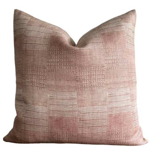 Designer Jennifer Shorto Pillow Cover Simoun in Pink