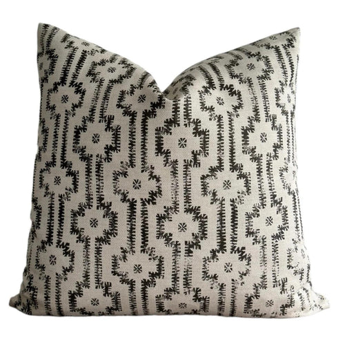 Designer Maresca Pillow Cover Shipibo in Charcoal