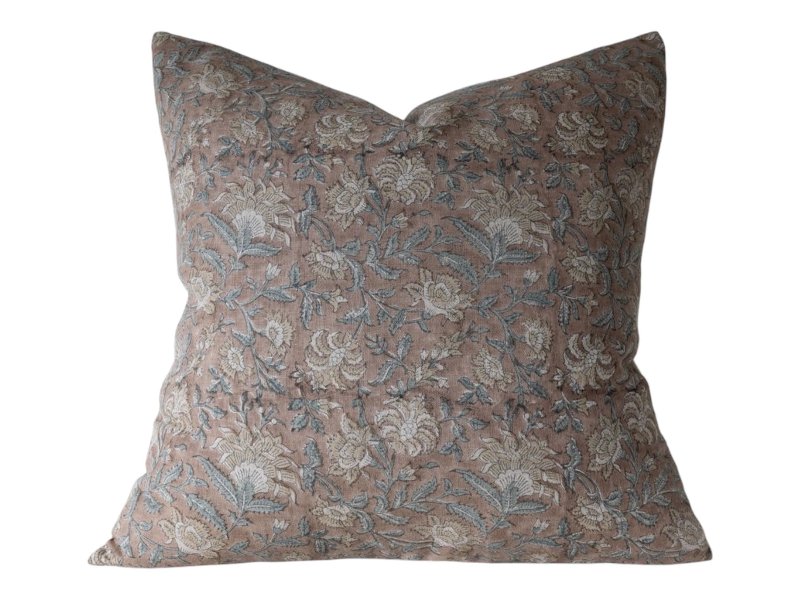 Linenandcloth Pillow