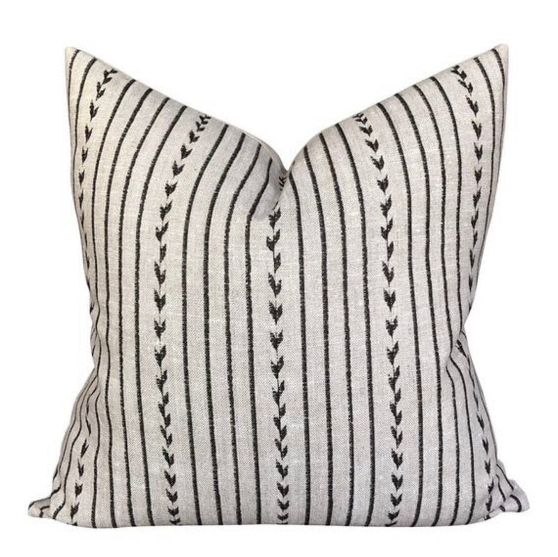 Linen + Cloth Curated Collection "Sutton" // Clay McLaurin Yucatan, Kettlewell Nala, Rose Tarlow Faso, Bastideaux Bogo//  Pillow Combos